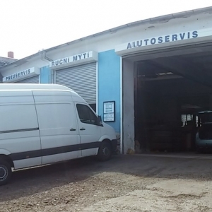 Autoservis, pneuservis, ruční mytí aut, čištění interiérů vozidel, autodíly, Benešov - foto 3